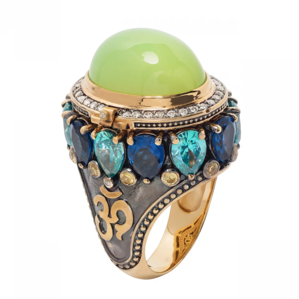 om secret ring