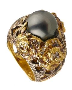pearl and roses ring
