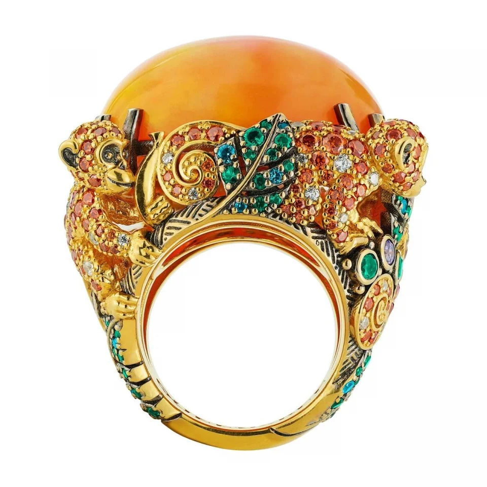 two monkeys ring